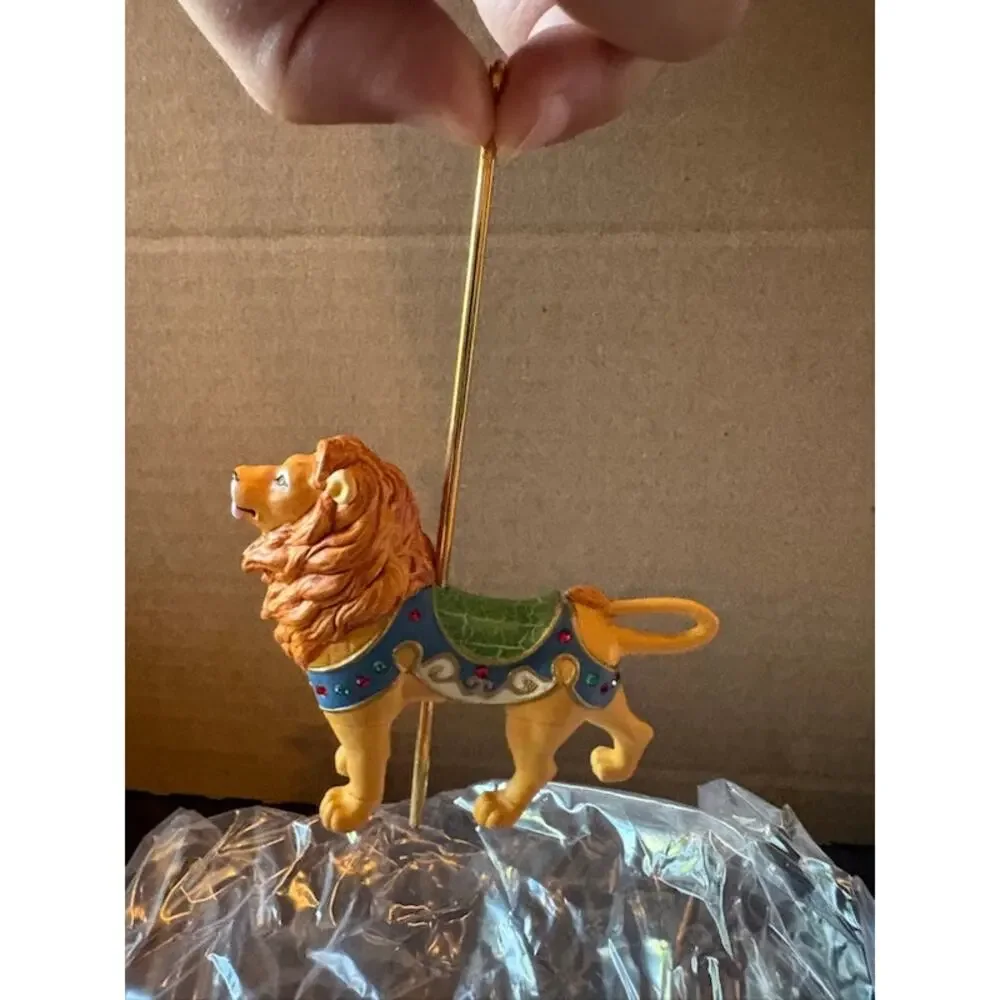 Hallmark Keepsake Ornament 2004 Majestic Lion Carousel Ride Collector's Series